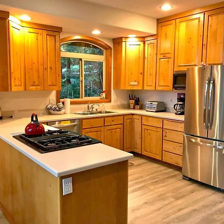 Silver Lake #7 - Unsurpassed Lakefront Views From This Spectacular Pet-Friendly Maple Falls Exterior photo
